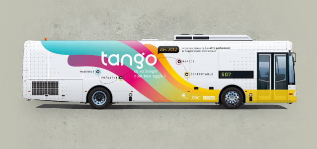 Covering total d'un bus Tango, le nouveau r�sau de bus BHNS de la ville d'Annemasse